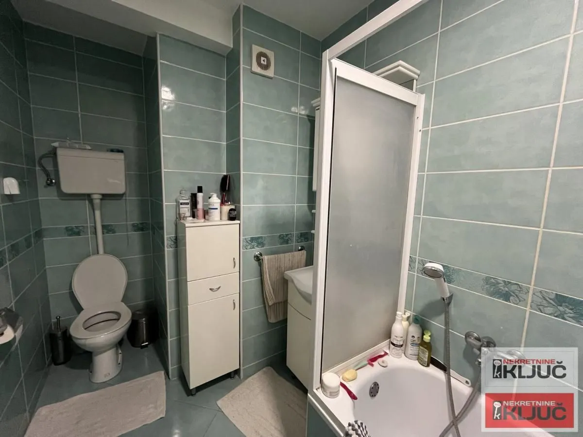 Prodaja, dvosoban stan, 65m², Podbara, Novi Sad Sve Podlokacije