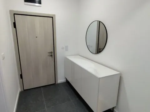 Izdavanje, dvosoban stan, 79m², Malo Brdo, Podgorica - image 3