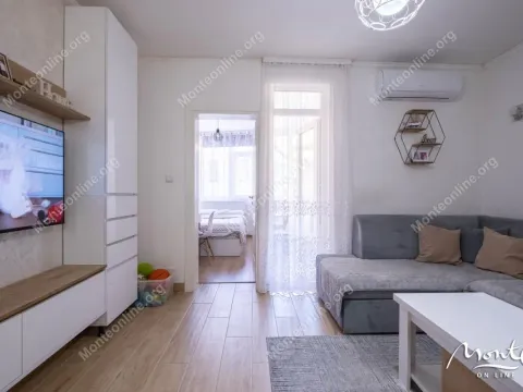 Prodaja, dvosoban stan, 48m², Dobrota, Kotor - image 3