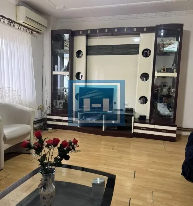 Prodaja, kuća, 214m², Ćuprija, Srbija