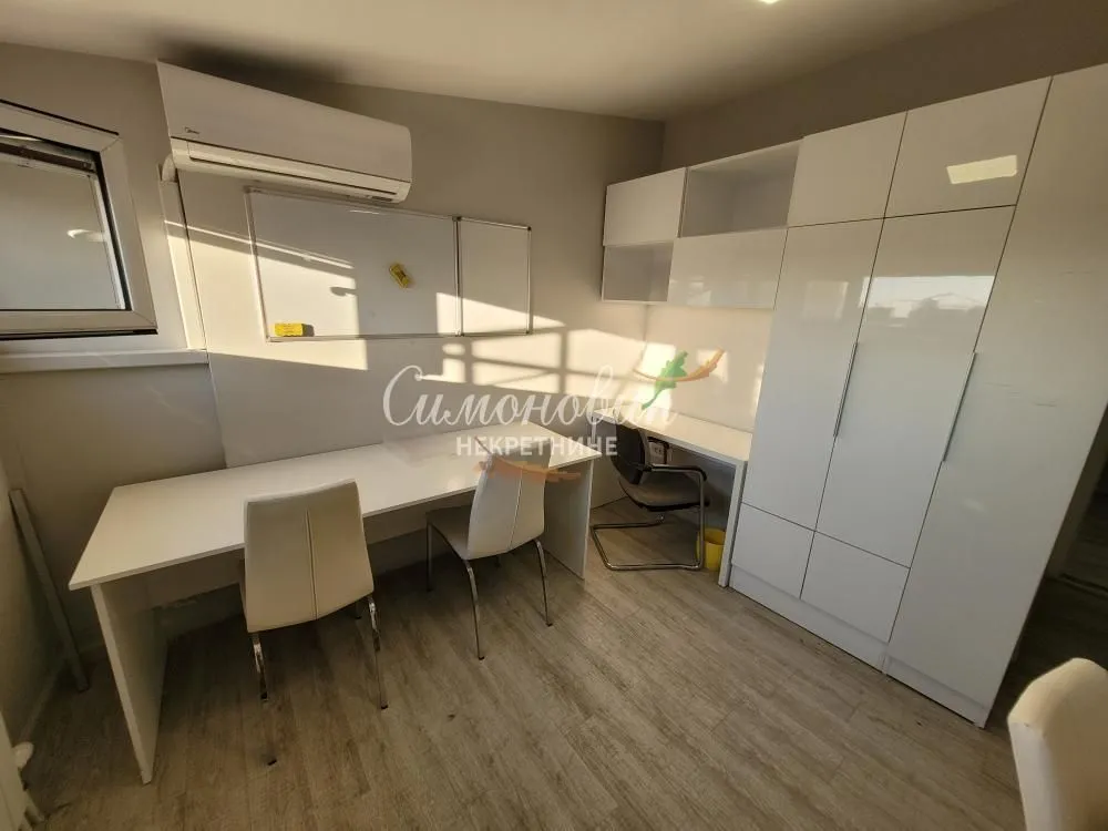 Izdavanje, četvorosoban stan, 118m², Đeram Pijaca, Beograd