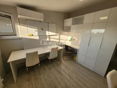 Izdavanje, četvorosoban stan, 118m², Đeram Pijaca, Beograd - image 4