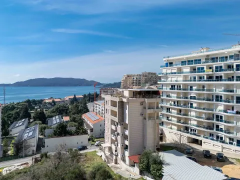 Sale, three bedroom apartment, 115m², Bečići, Budva - image 22