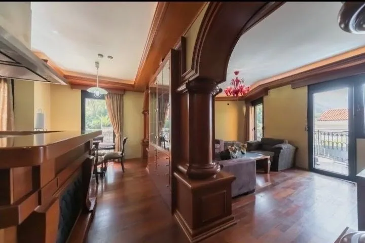 Sale, two bedroom apartment, 90m², Dobrota, Kotor