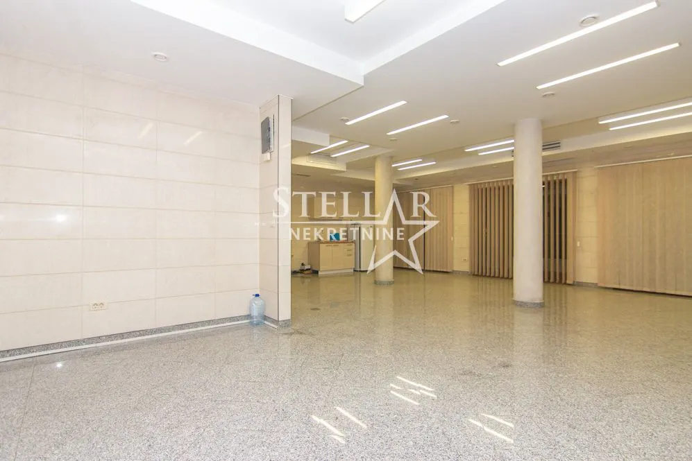 Rent, office space, 70m², Momišići, Podgorica