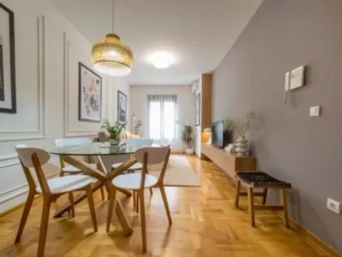 Sale, one bedroom apartment, 42m², Bečići, Budva - image 5