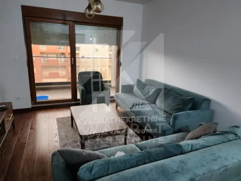 Izdavanje, dvosoban stan, 69m2, Master Kvart, Podgorica