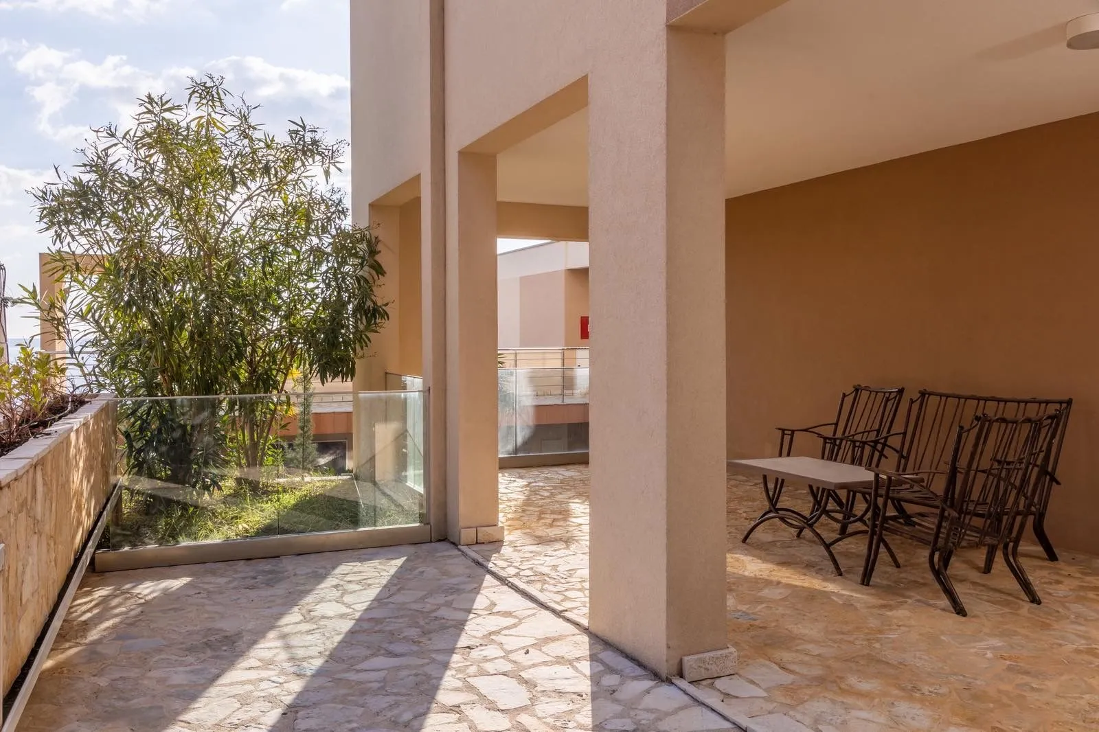 Sale, two bedroom apartment, 75m², Dobre Vode, Bar