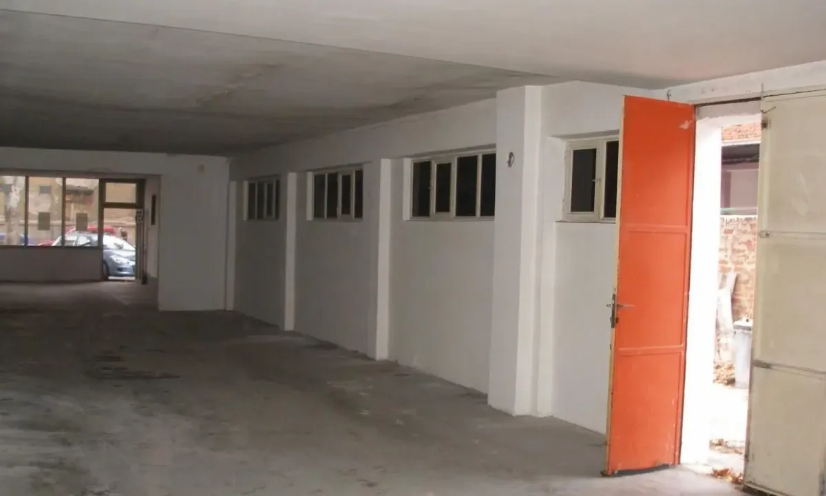 Rent, office space, 270m², Centar, Niš