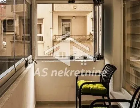 Izdavanje, stan, 74m², Južni Bulevar, Vračar Sve Podlokacije - image 30