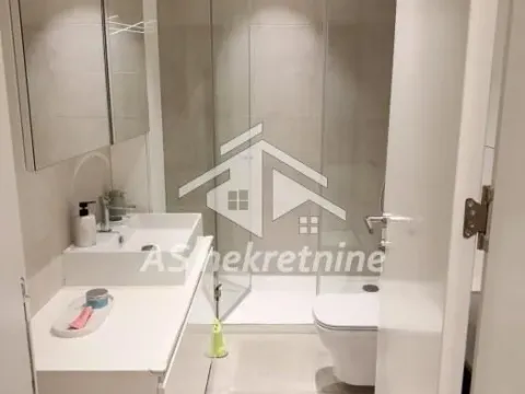 Izdavanje, četvorosoban stan, 103m², Stari Grad, Beograd - image 18
