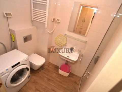 Izdavanje, jednosoban stan, 46m², City Kvart, Podgorica - image 5