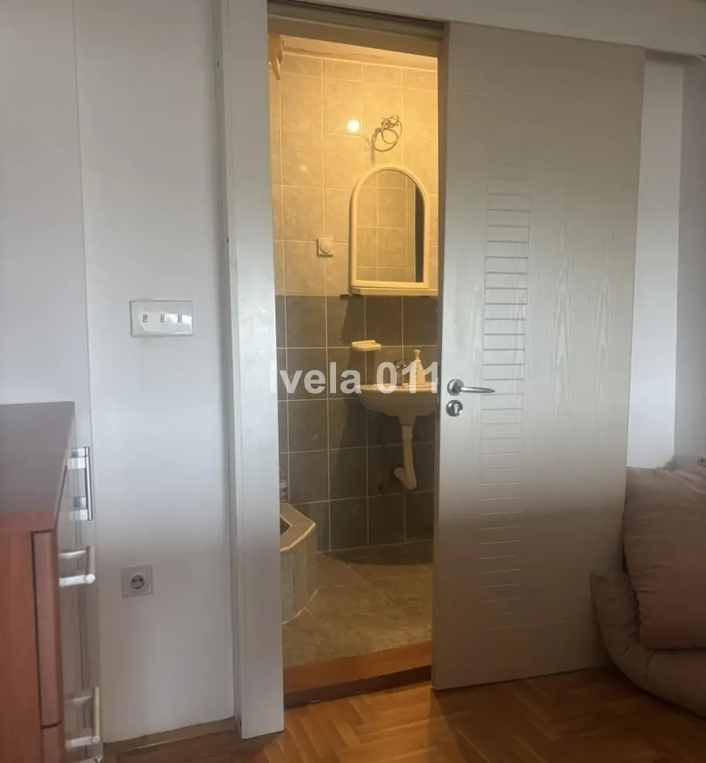 Sale, apartment, 32m², Brace Jerković, Voždovac Sve Podlokacije