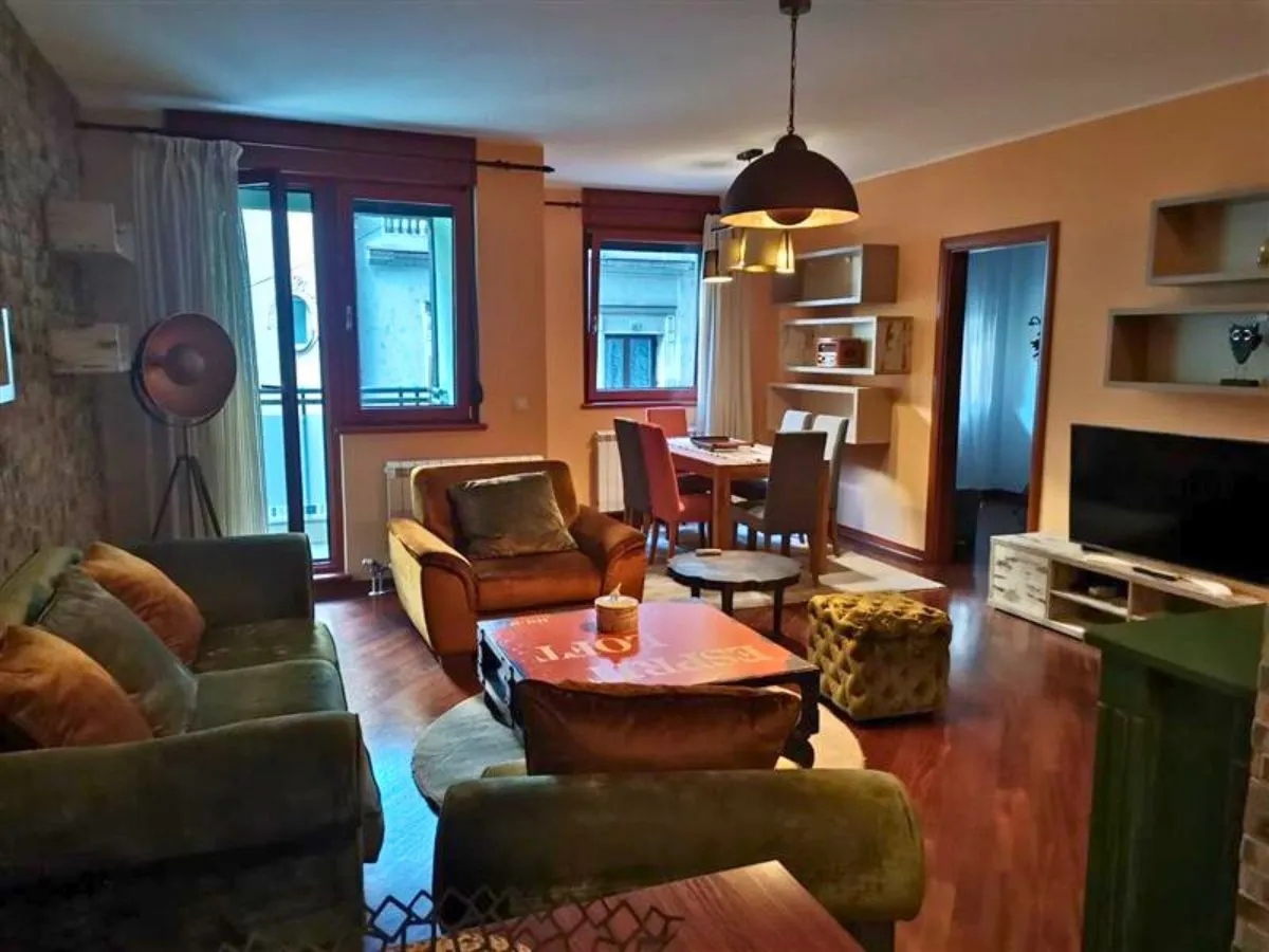 Rent, three bedroom apartment, 97m², Vukov Spomenik, Zvezdara Sve Podlokacije