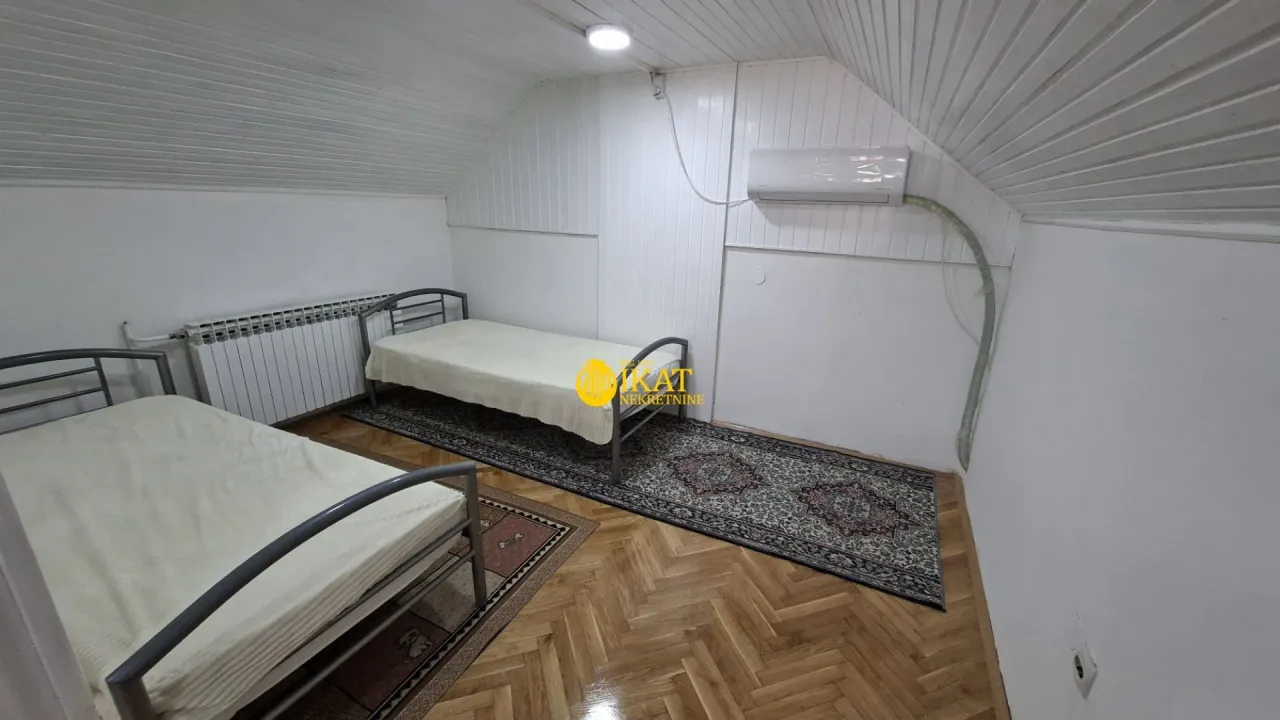 Izdavanje, stan, 36m², Palilula Sve Podlokacije, Beograd