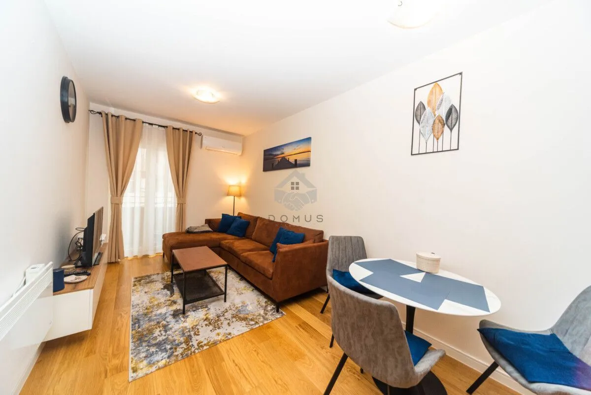 Rent, one bedroom apartment, 40m², Central Point, Podgorica