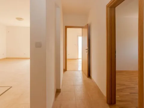 Sale, two bedroom apartment, 72m², Igalo-Petlja, Herceg Novi - image 4