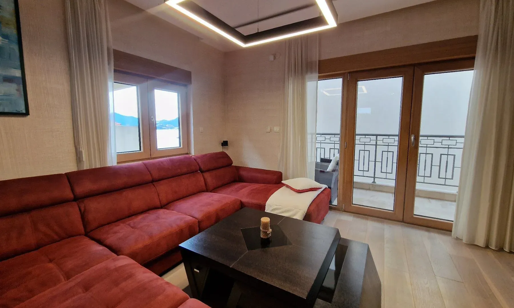 Prodaja, dvosoban stan, 61m², Pržno, Budva