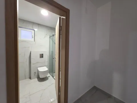 Sale, one bedroom apartment, 65m², Budva, Crna Gora - image 24