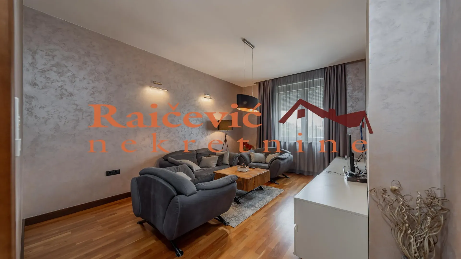 Sale, studio apartment, 85m², Vračar, Šid