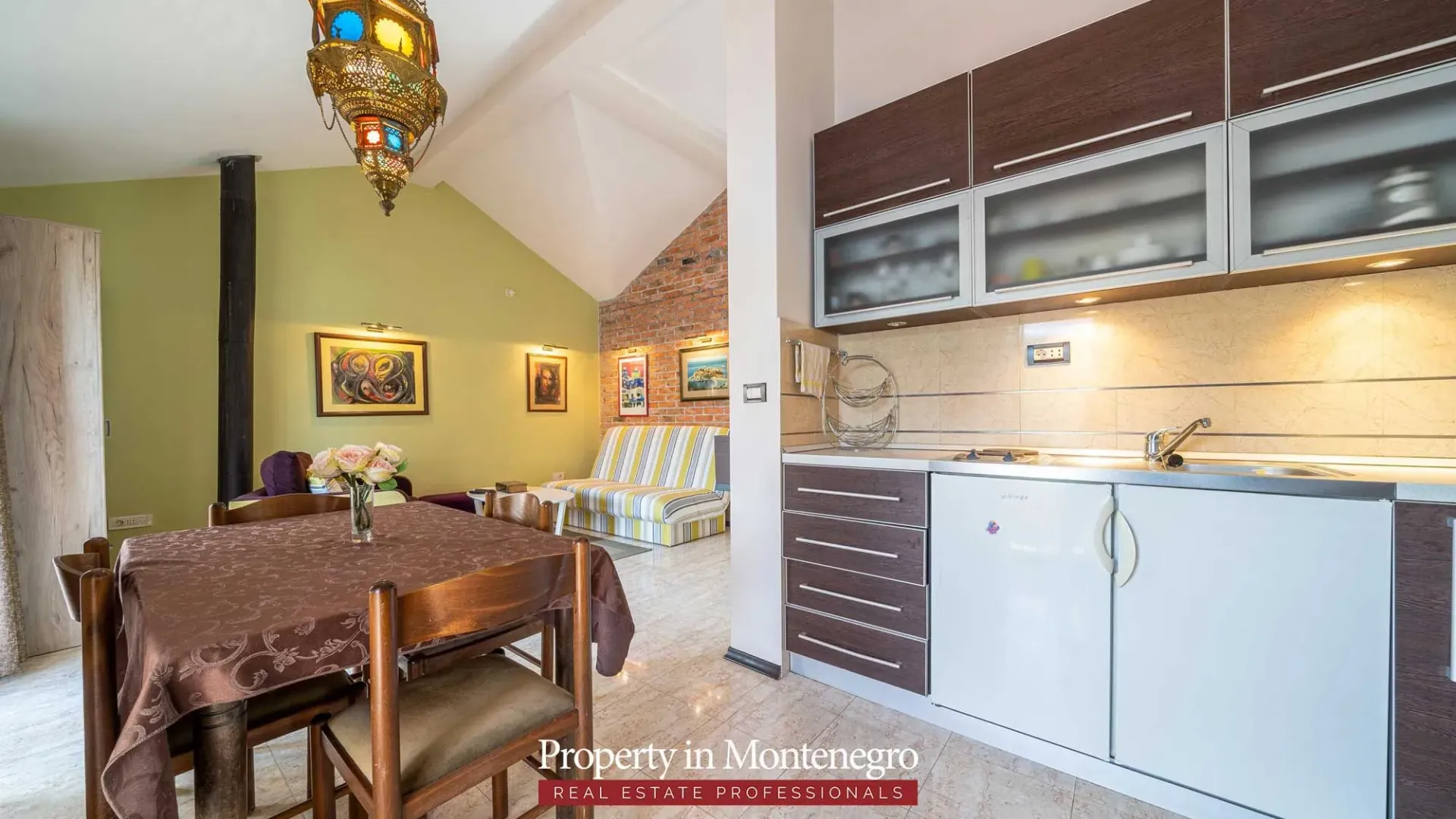 Sale, house, 266m², Kotor, Crna Gora