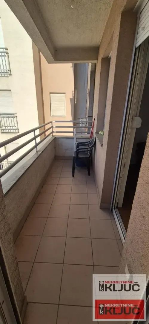 Izdavanje, dvosoban stan, 56m², Bulevar Oslobodjenja, Novi Sad Sve Podlokacije
