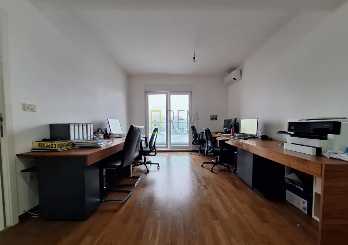 Prodaja, dvosoban stan, 66m², Zabjelo, Podgorica