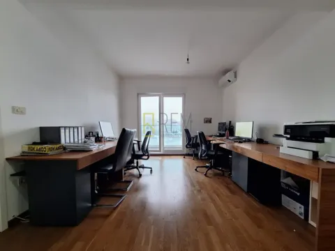 Prodaja, dvosoban stan, 66m², Zabjelo, Podgorica - image 1