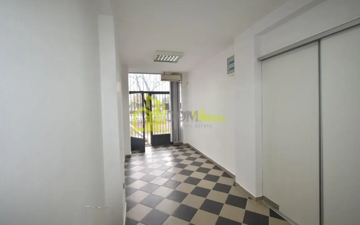 Rent, office space, 32m², Pobrežje, Podgorica