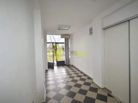 Rent, office space, 32m², Pobrežje, Podgorica - image 1