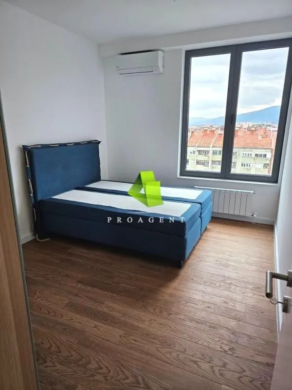 Prodaja, četvorosoban stan, 156m², Medijana, Niš