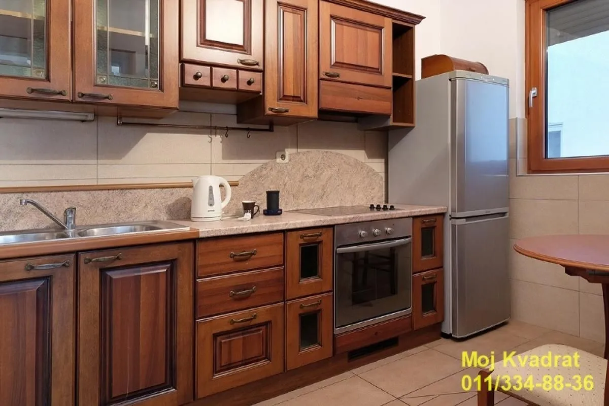 Sale, three bedroom apartment, 108m², Vukov Spomenik, Zvezdara Sve Podlokacije