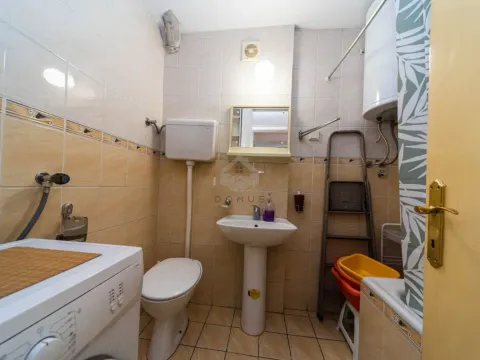 Izdavanje, dvosoban stan, 66m², Preko Morače, Podgorica - image 9