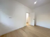 Sale, two bedroom apartment, 84m², Bečići, Budva - image 9