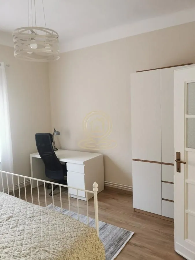 Rent, three bedroom apartment, 61m², Stari Grad, Beograd