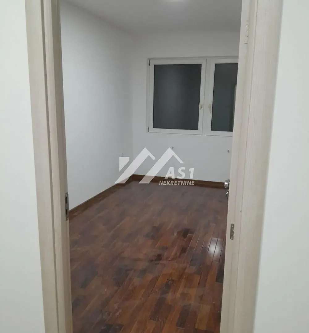 Prodaja, trosoban stan, 78m², Vrbas, Novi Sad