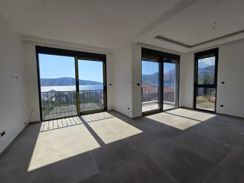Prodaja, dvosoban stan, 61m², Luštica Bay, Tivat - image 1