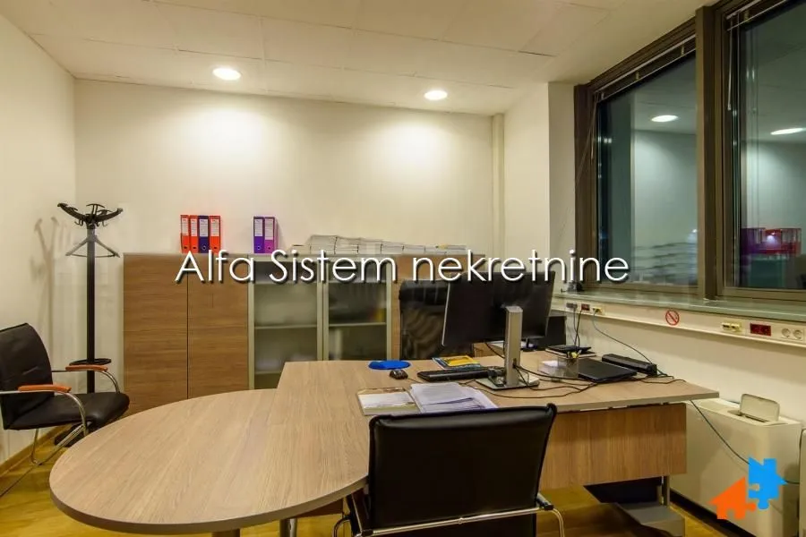 Rent, office space, 335m², Bezanijska Kosa 1, Bežanijska Kosa Sve Podlokacije