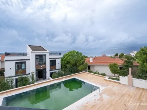 Sale, two bedroom apartment, 47m², Tivat, Crna Gora - image 3