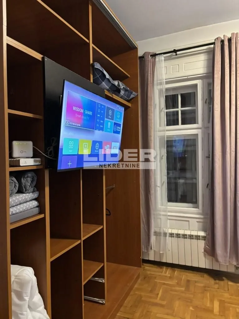 Rent, two bedroom apartment, 55m², Stari Grad, Beograd