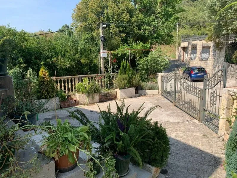 Prodaja, kuća, 84m², Lastva Grbaljska, Kotor