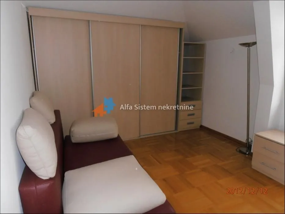 Rent, four bedroom apartment, 250m², Savski Venac, Beograd