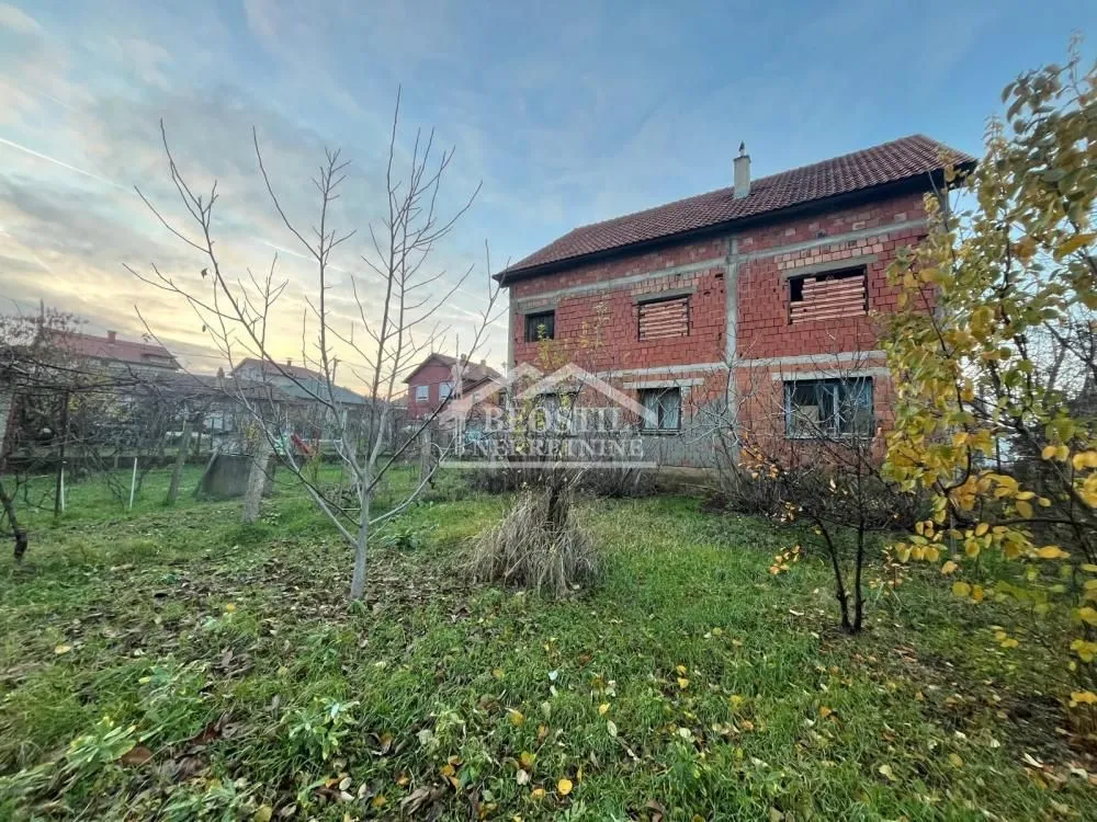 Prodaja, kuća, 337m², Plavinac, Smederevo