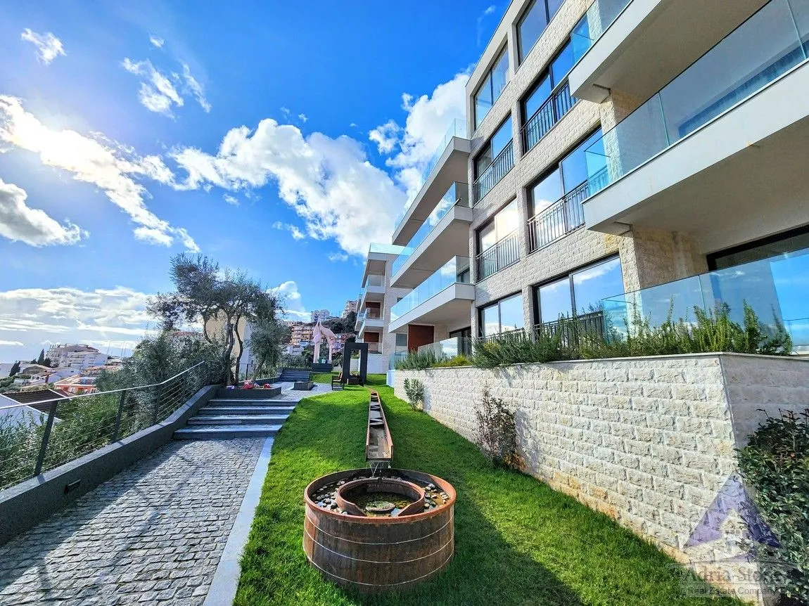 Sale, two bedroom apartment, 111m², Komoševina, Budva