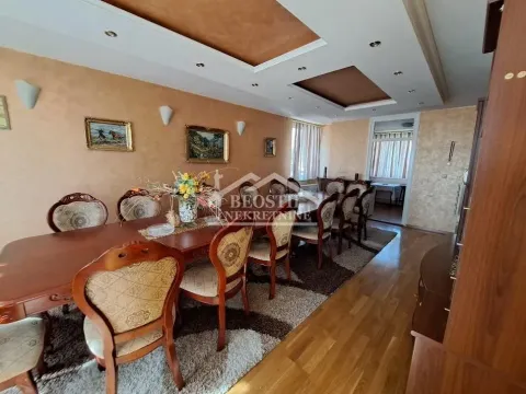 Prodaja, kuća, 227m², Zvezdarska Šuma, Zvezdara Sve Podlokacije - image 17