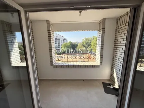 Unfurnished covered terrace with a view of the surroundings. - image 16