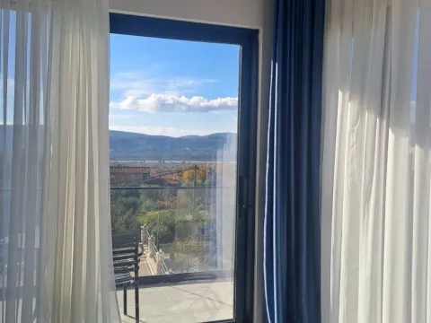 Izdavanje, jednosoban stan, 44m², Kavač, Kotor - image 2