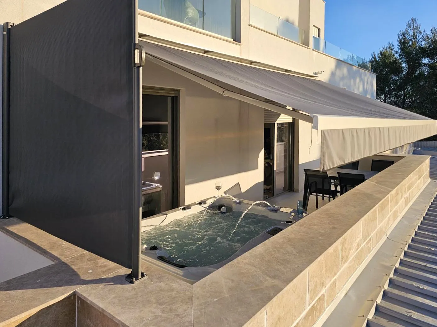Prodaja, dvosoban stan, 90m², Mrčevac, Tivat