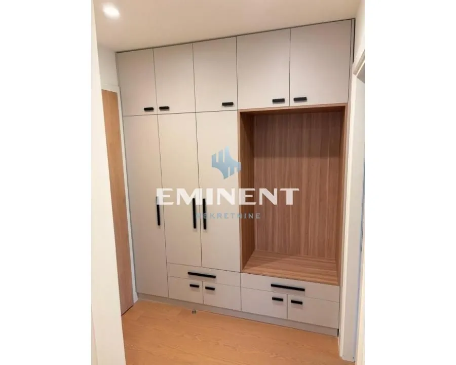 Rent, three bedroom apartment, 79m², Savski Venac, Beograd