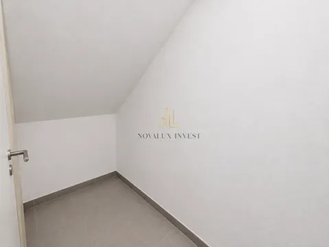 Rent, office space, 200m², Centar, Podgorica - image 17